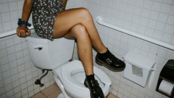 How Long Can You Actually Go Without Peeing? The Science of Urinary Urgency