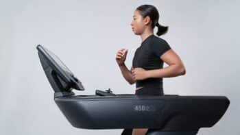 How Long Does It Take To Burn 1000 Calories on a Treadmill?