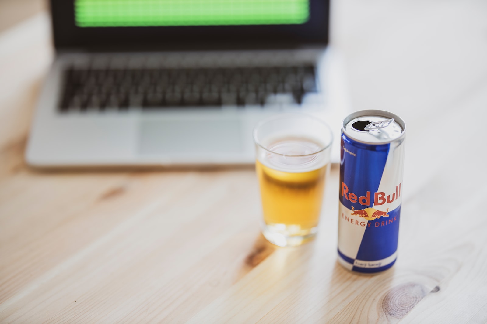 How Long Does It Take to Pee Out an Energy Drink?